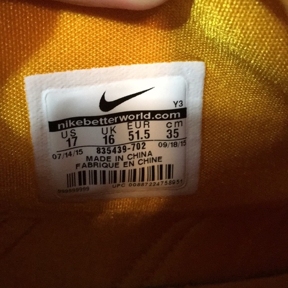 Nike hyperrev sneaker basketball shoe - Picture 8 of 8